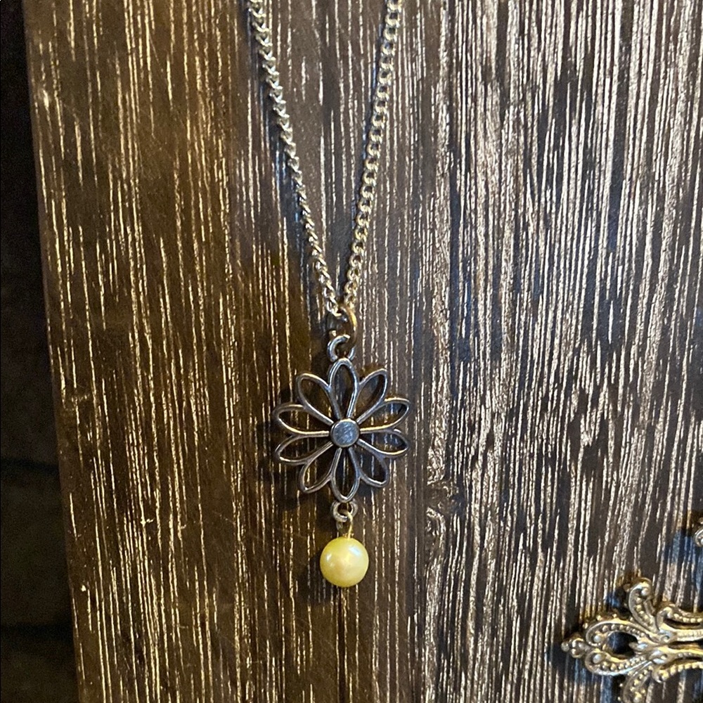 Yellow Pearl Silver Flower Pendant Necklace with Yellow Accent